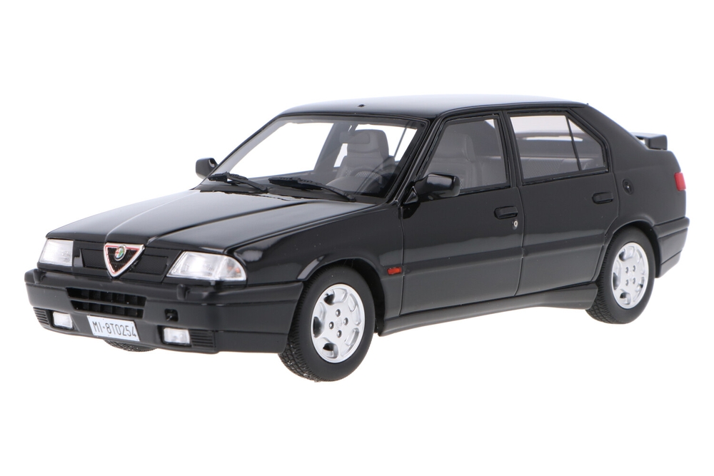 Alfa Romeo 33 1.7 16V Permanent 4 | House of Modelcars
