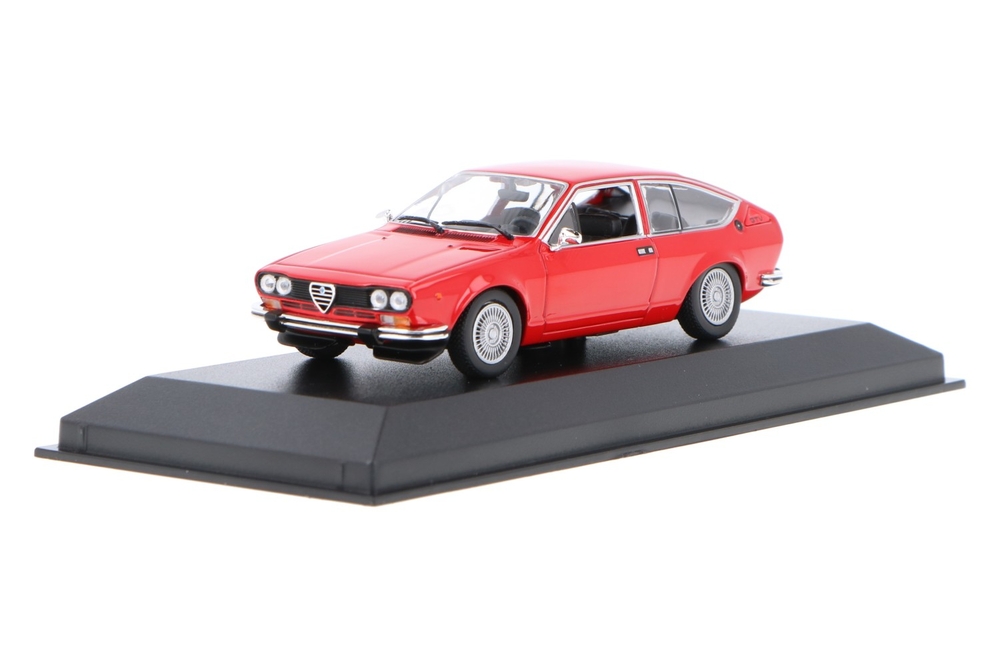Alfa Romeo Racing Alfetta GTV | House of Modelcars