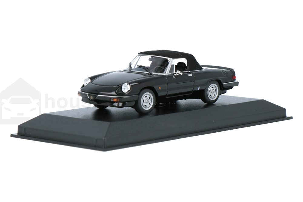 Alfa Romeo Spider | House of Modelcars