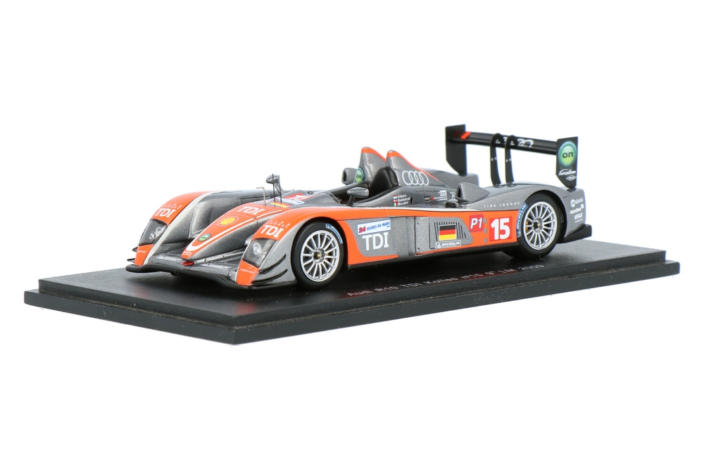 ★(1/43) アウディ R10 TDI 10 ル・マン ♯15 C.Bakkerud/C.Albers/O.Jarvis(IXLMM191) イクソ 1/43 アウディ R10 TDI 2010 ルマン24H #15 C.バッカード