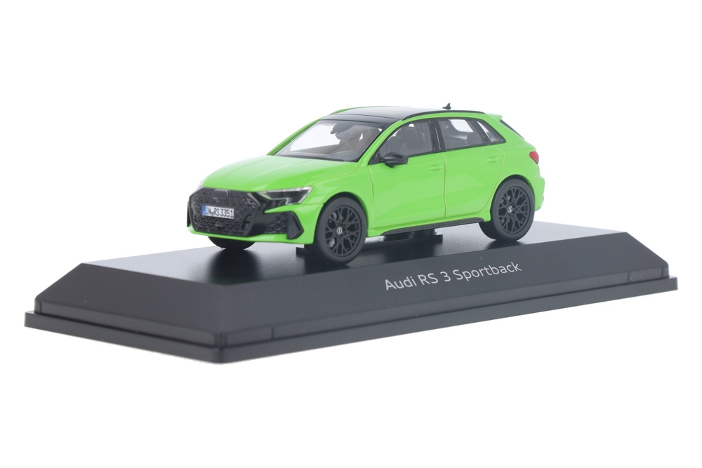 1/43 Audi RS3 Sportback キャラミグリーン Audi RS3 Sportback Kyalami Green | House of Modelcars