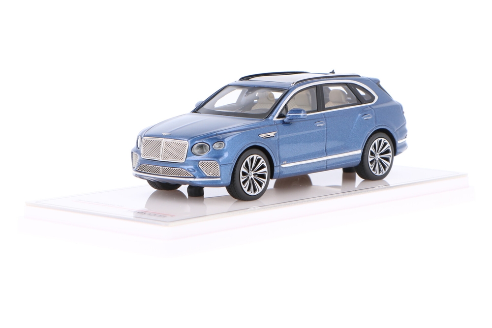 1/43 TSM ベントレー ベンテイガ ポルトフィーノ 薄青 BENTLEY Bentley Bentayga V8 | House of Modelcars