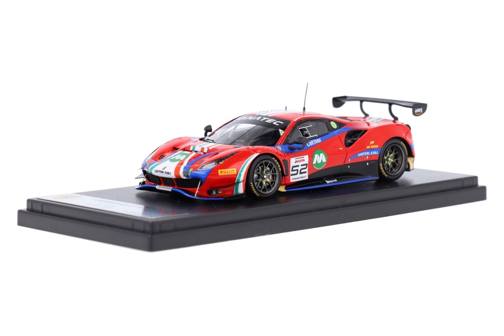 Ferrari-488-GT3-LSRC177_13159580006143327Frank PendersFerrari-488-GT3-LSRC177_Houseofmodelcars_.jpg