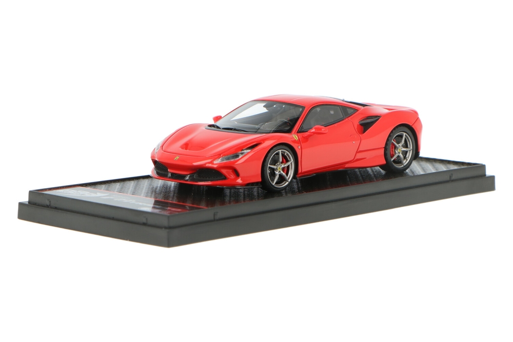 Ferrari F8 Tributo ミニカー 赤 Ferrari F8 Tributo モデルカー 1:8スケール、レッドの | Ferrari®