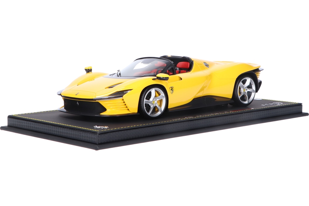 Ferrari Daytona SP3 Icona Series Giallo Tristrato 1:18 BBR