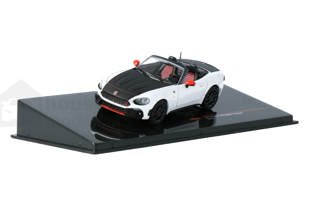 Fiat Abarth 124 Spider Turismo | House of Modelcars