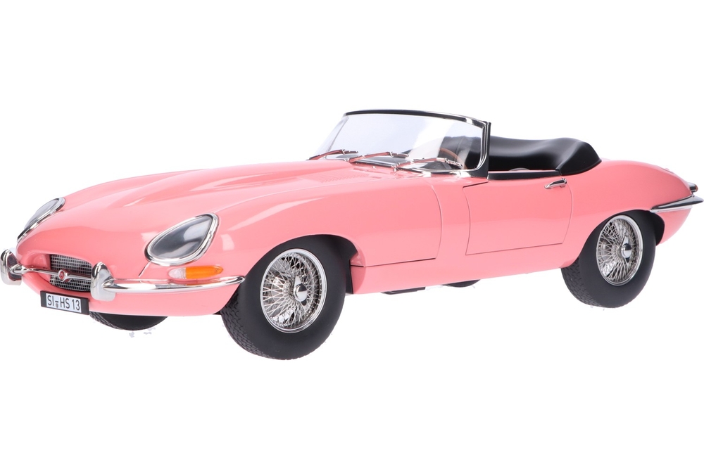 Jaguar-E-Type-122721_13153551091227212Frank PendersJaguar-E-Type-122721_Houseofmodelcars_.jpg