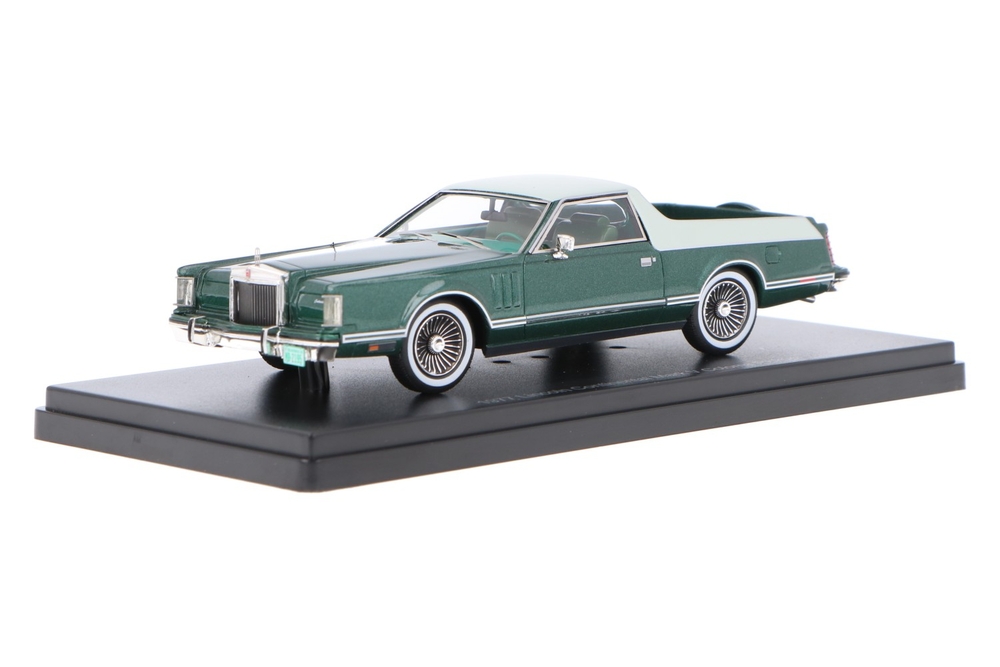 Lincoln-Continental-Mark-V-EMUS43012A_1315757347350250Frank PendersLincoln-Continental-Mark-V-EMUS43012A_Houseofmodelcars_.jpg