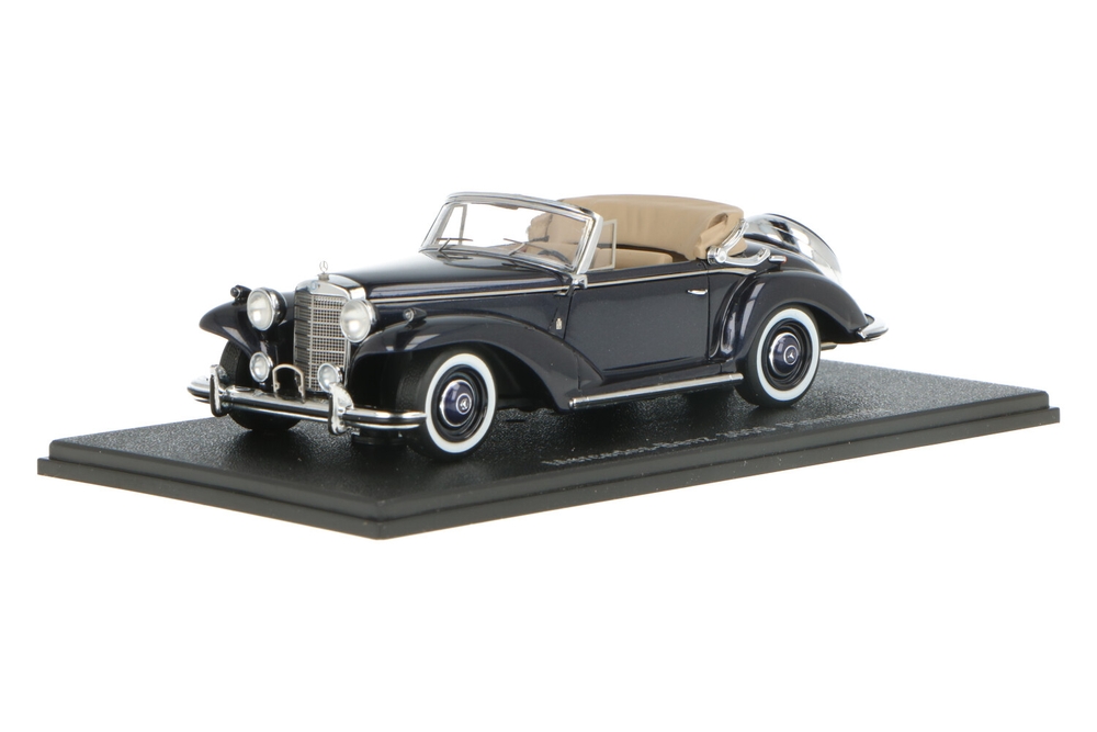 Mercedes-Benz 300S Pininfarina | House of Modelcars
