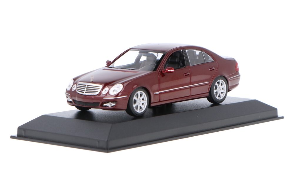 Mercedes Benz E Class W211 House of Modelcars