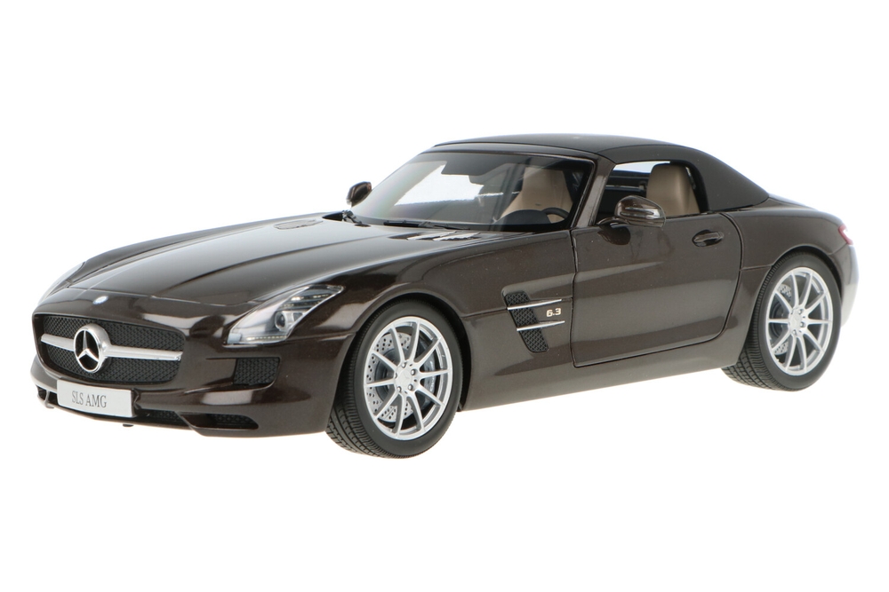 1/18ＳＬＳ　ＡＭＧ 1/18 Minichamps Mercedes-Benz AMG SLS Black Series (Red