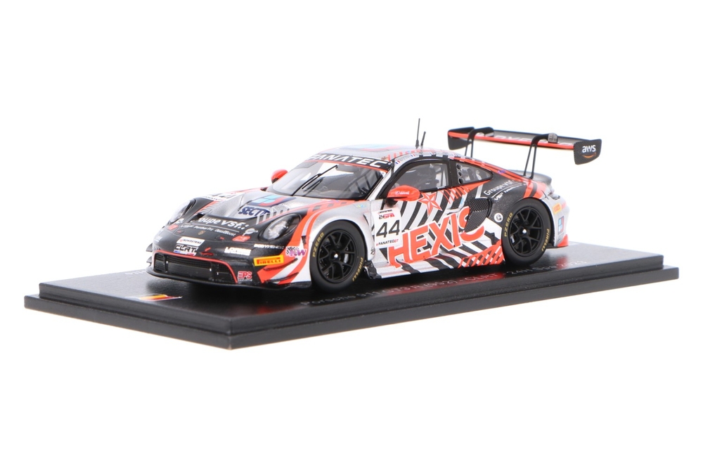 Porsche-911-GT3R-SB713_13159580006727138Frank PendersPorsche-911-GT3R-SB713_Houseofmodelcars_.jpg