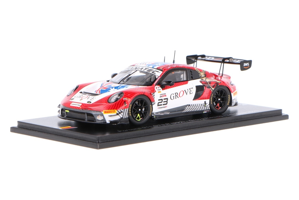 Porsche-911-GT3R-SB725_13159580006727251Frank PendersPorsche-911-GT3R-SB725_Houseofmodelcars_.jpg