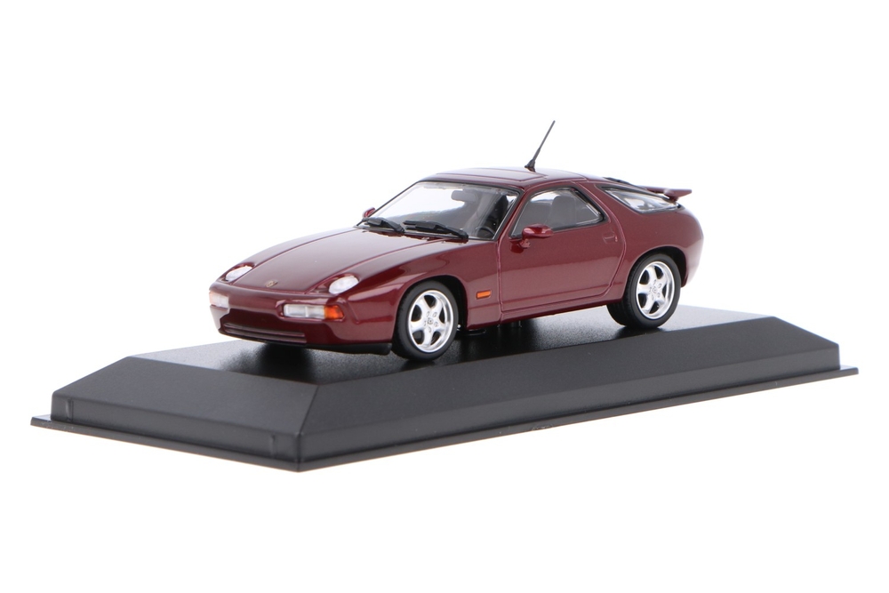 Porsche 928 赤1/18 Porsche 928 GTS | House of Modelcars