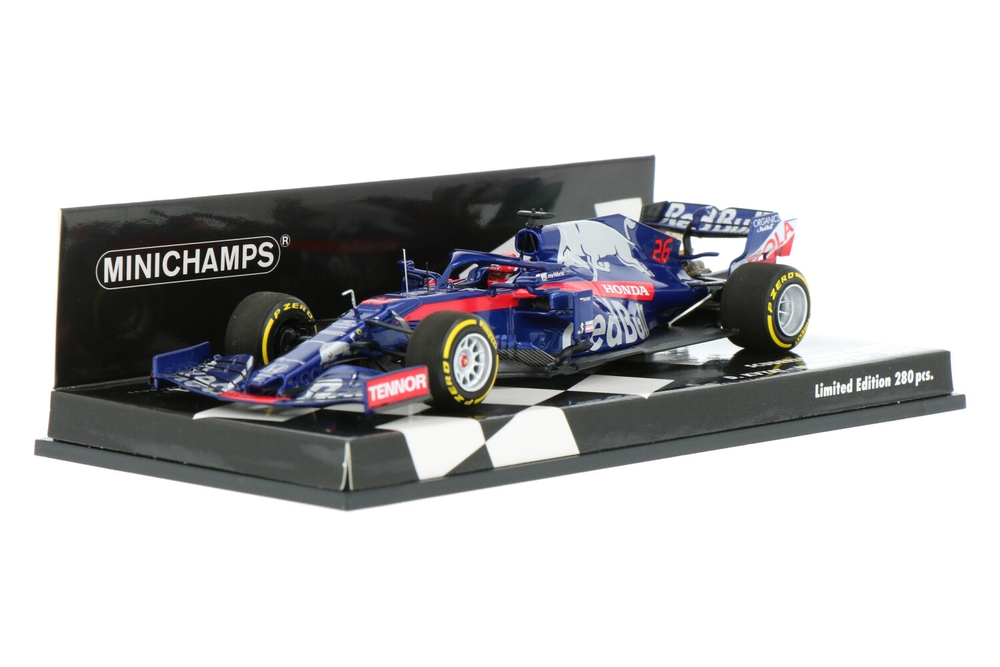 Scuderia-Toro-Rosso-STR14-417190626_63154012138167773Scuderia-Toro-Rosso-STR14-417190626_Houseofmodelcars_.jpg