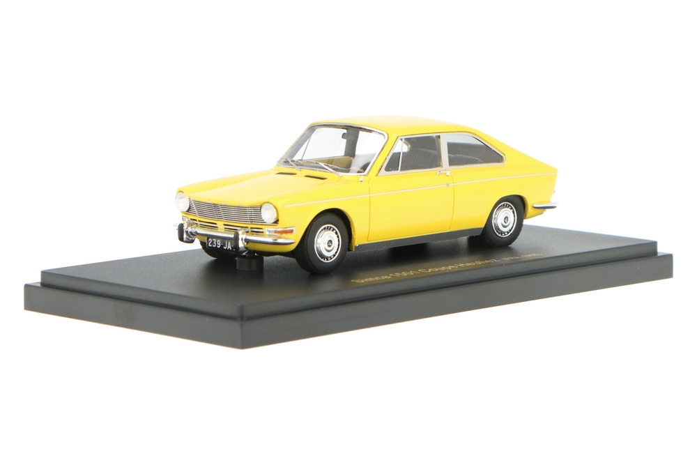 Simca-1501-Coupe-Heuliez-60080_13157423355650646Simca-1501-Coupe-Heuliez-60080_Houseofmodelcars_.jpg