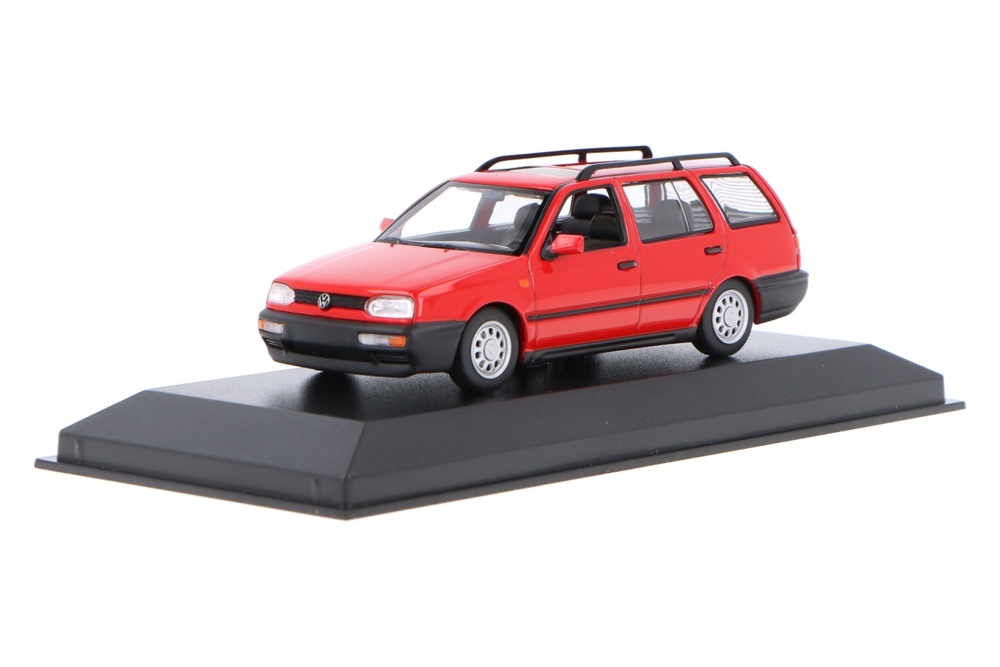 ミニカー 1993 Volkswagen Golf Variant (Mk3) 1/43 Volkswagen Golf Variant 1993 Silver – 1/43 Scale Die-Cast Model by