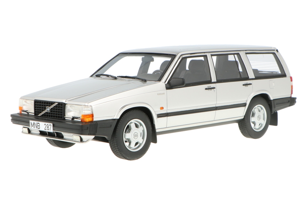 104-041 Cult 1/18 ボルボ 740 Turbo Estate 104-041 Cult 1/18 ボルボ 740 Turbo Estate 104-041 Cult 1/18 ボルボ 740