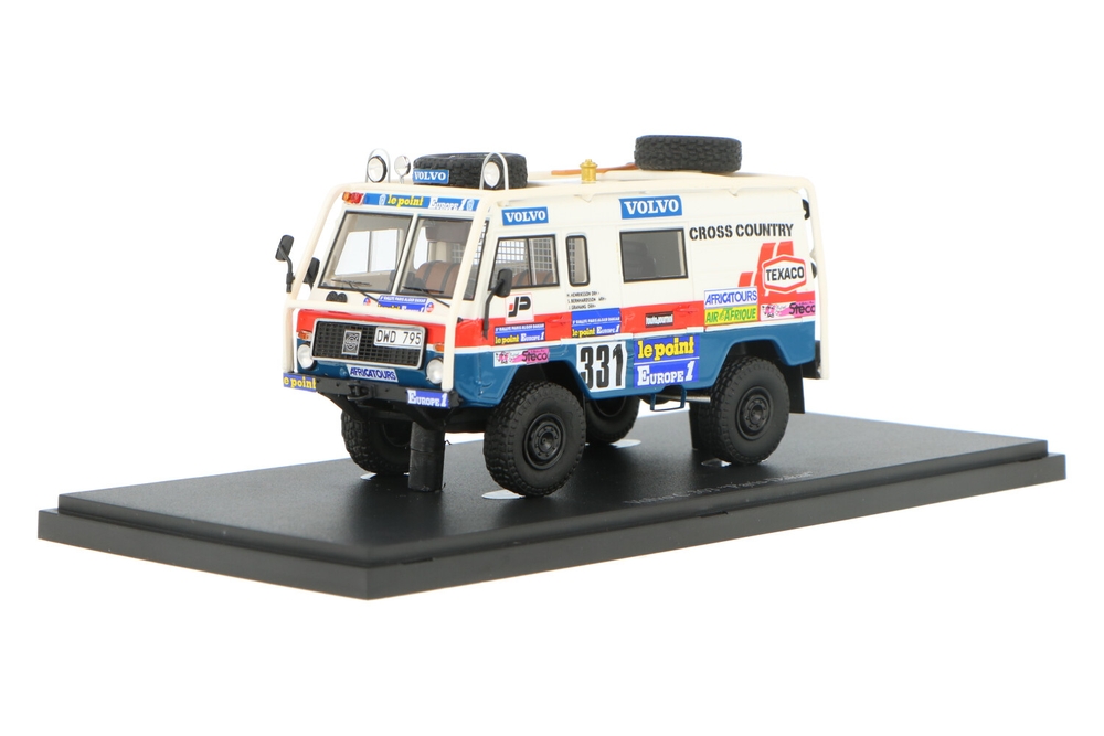 1/43 AutoCult Volvo C 303 - 乗用車