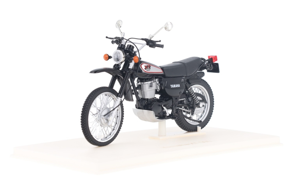 MINICHAMPS Yamaha XT 500 1981 模型 MINICHAMPS Yamaha XT 500 1981 模型 Yamaha XT 500 1981 - CARSNTOY