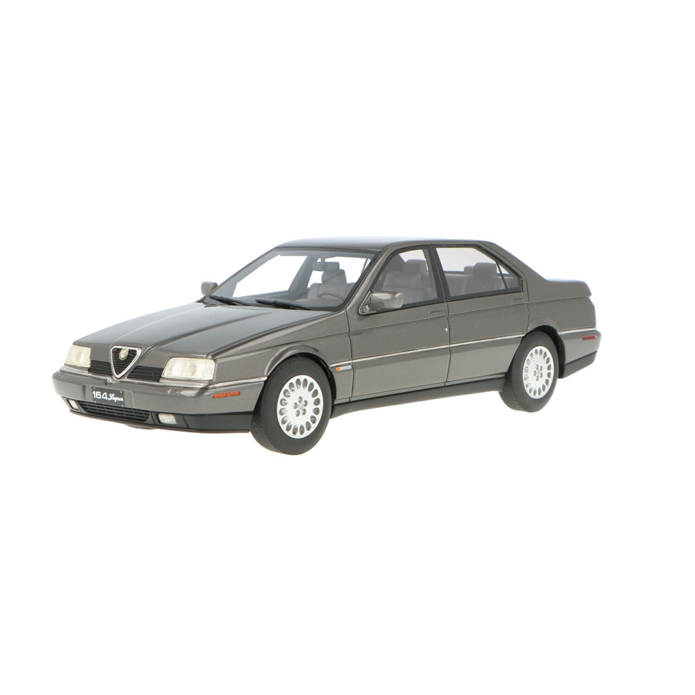 アルファロメオ 2600 (White)　Solido アルファロメオ 2600SZ（1965-68 イタリア） - car-kobanashi.com