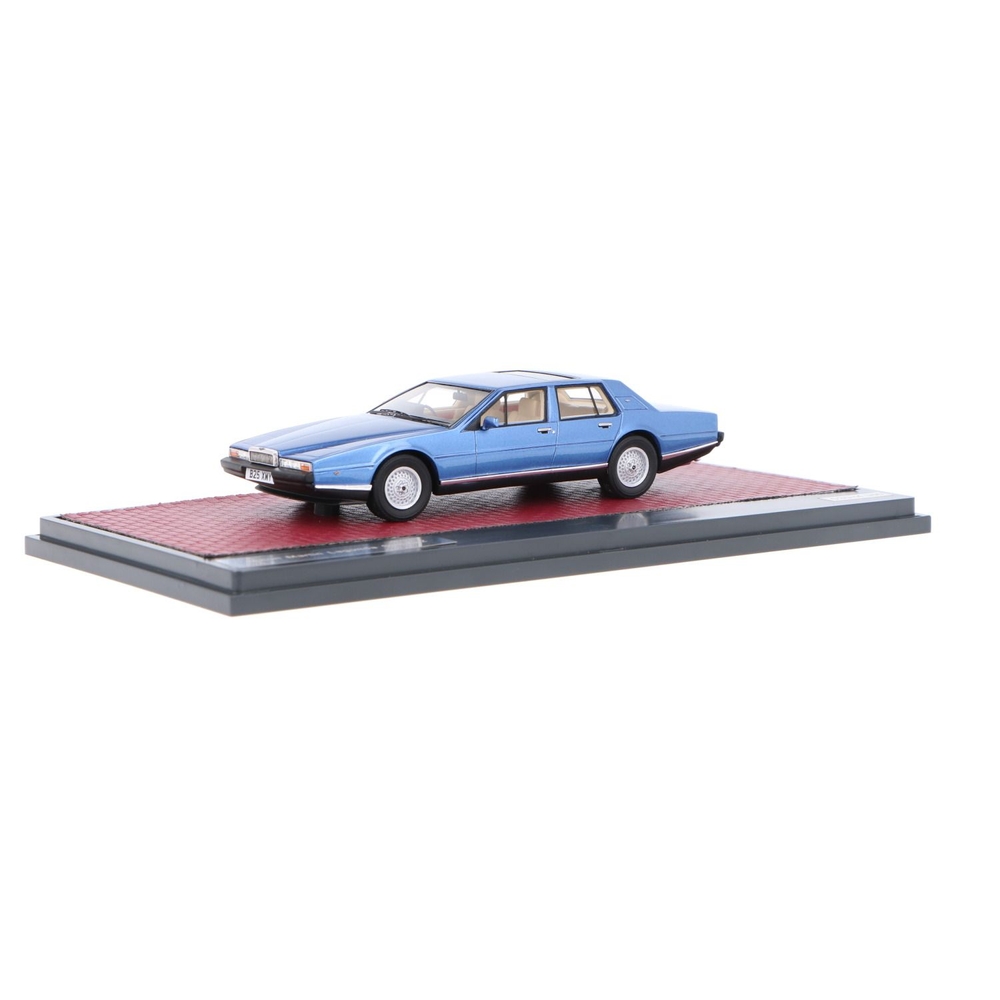 aston-martin6097527.jpg
