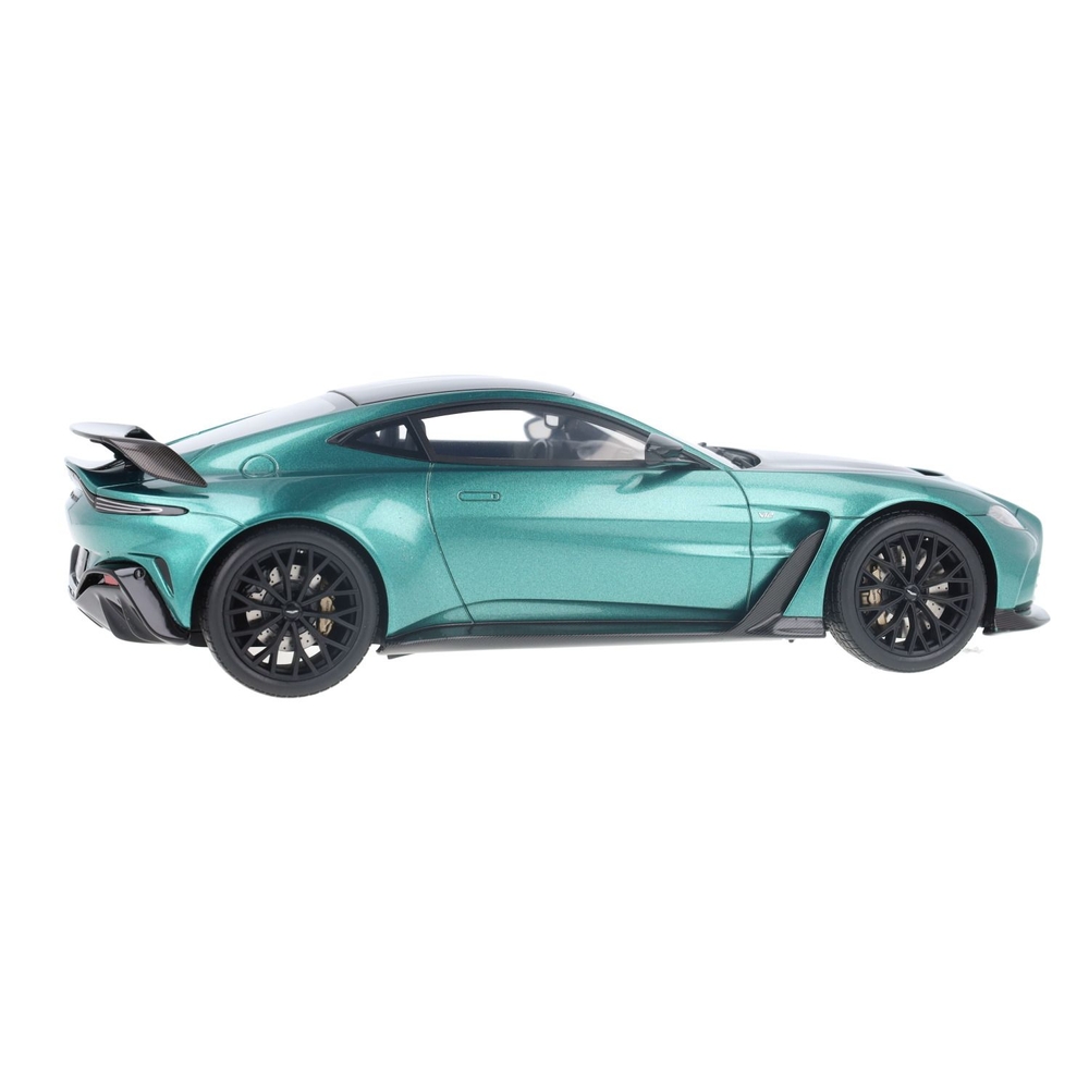 Aston Martin V12 Vantage Racing Green | House of Modelcars