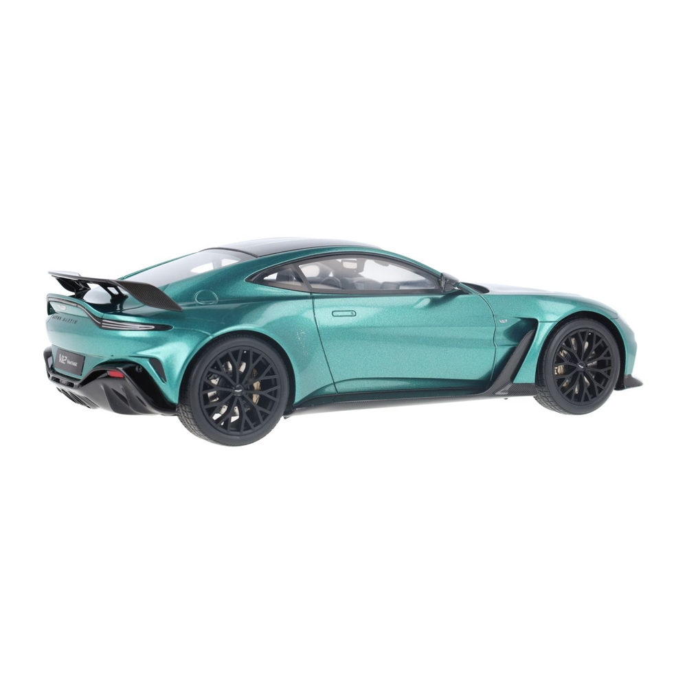 Aston Martin V12 Vantage Racing Green | House of Modelcars
