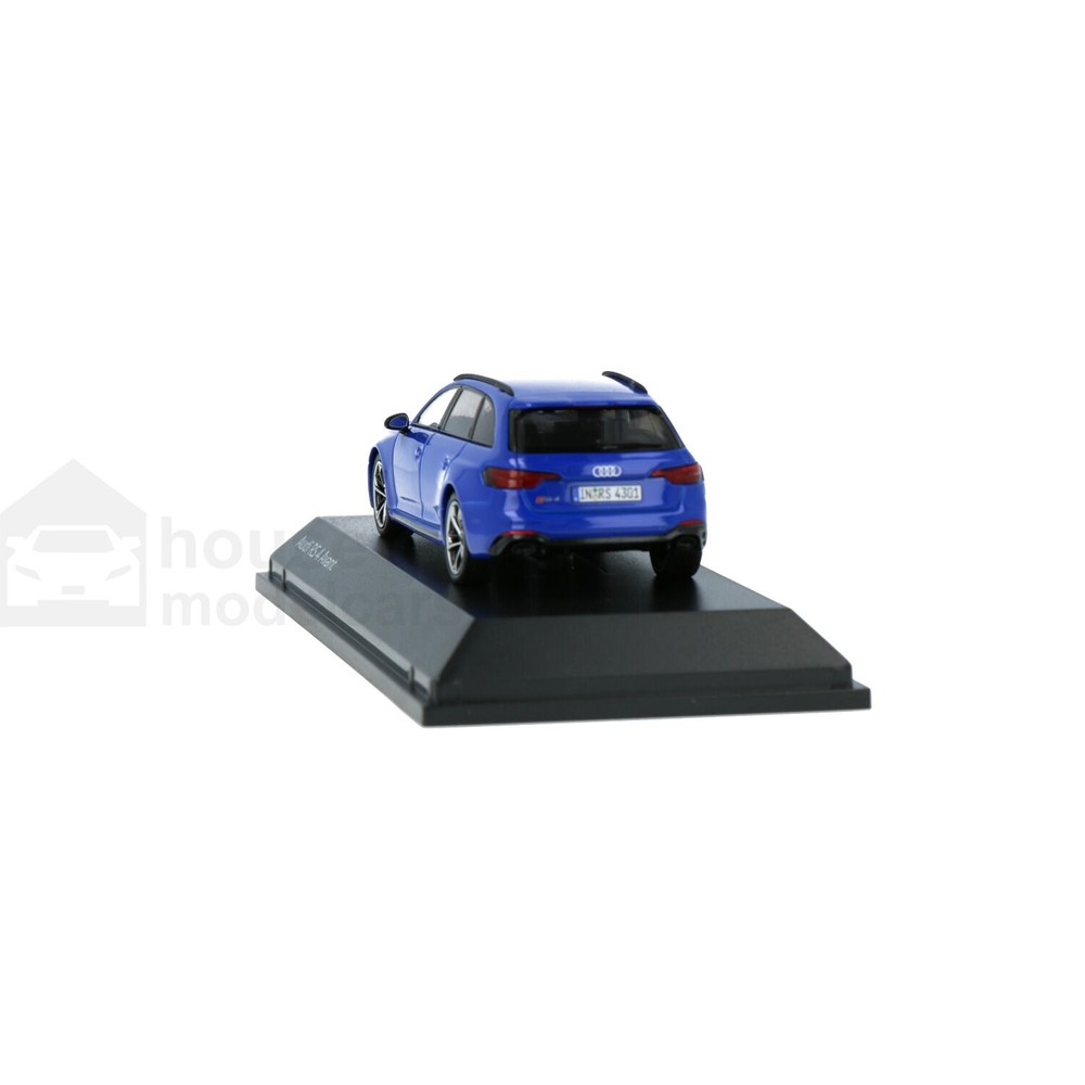 Audi RS4 Avant | House of Modelcars