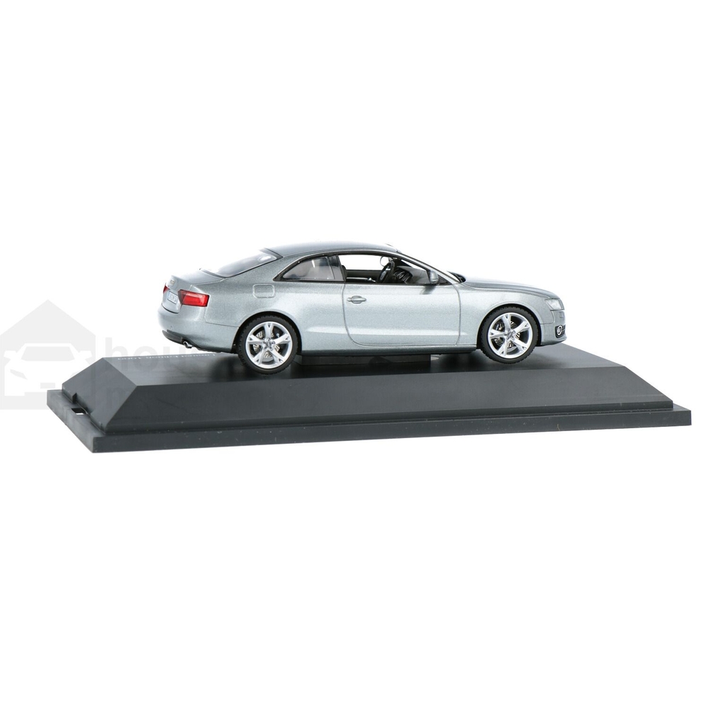 Audi A5 coupé 　1/43 a5クーペ 楽天市場】【 AUDI 純正 即日出荷 】 モデルカー A5 クーペ
