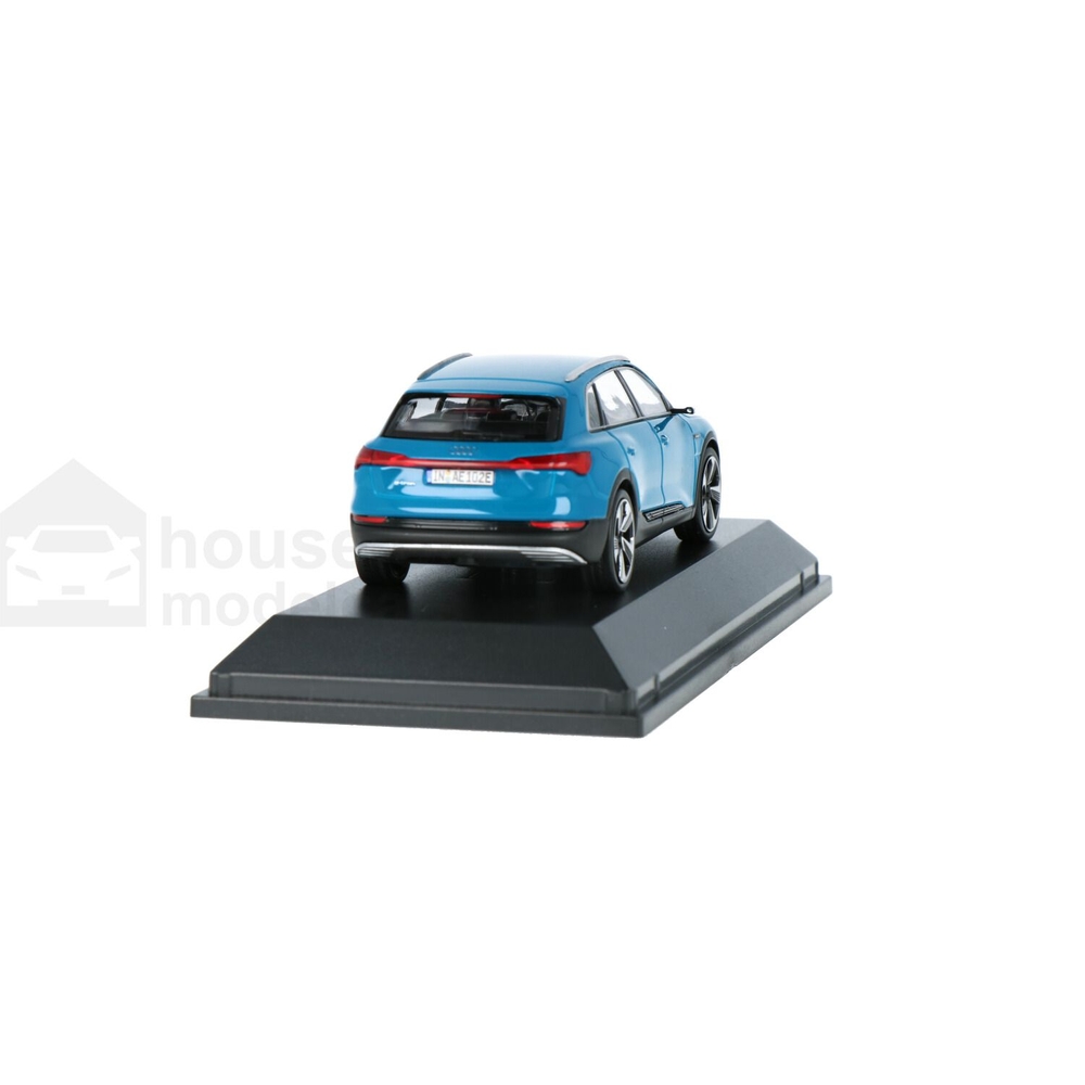 Audi e-Tron Antigua Blue 1/43 Spark Minimax