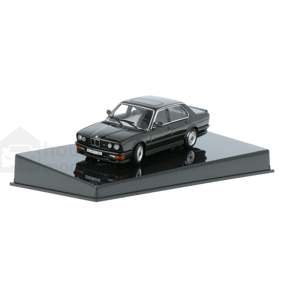 bmw3866121.jpg