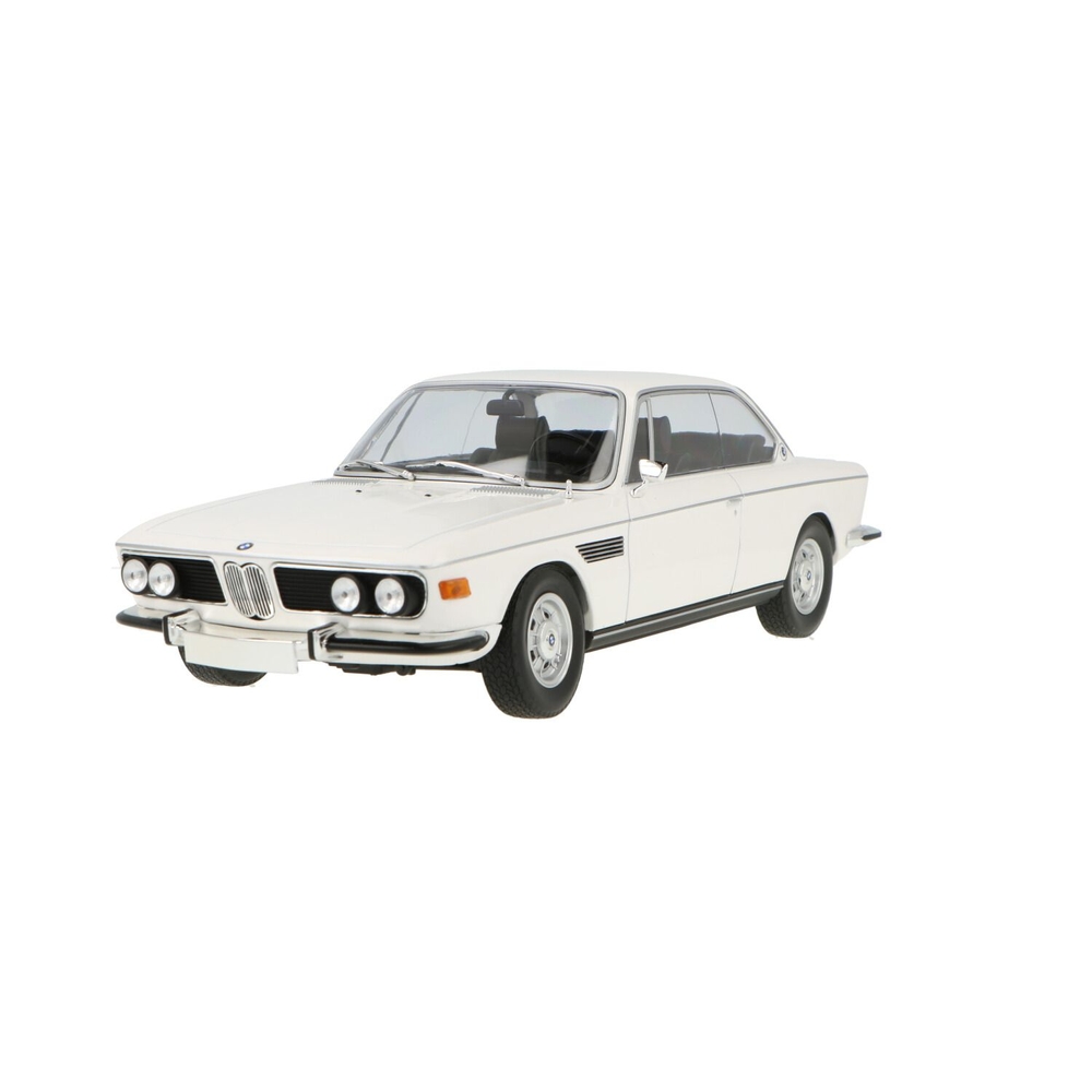 BMW 2800 CS 1968 ホワイト 1/18 ミニチャンプス ミニチャンプス 1/18 BMW 2800 CS 1968 ホワイト