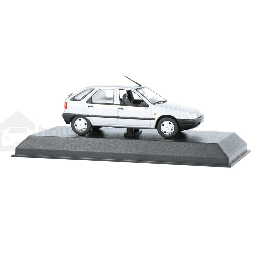 Renault Citroen ミニカー 5体セット citroen3237343.jpg