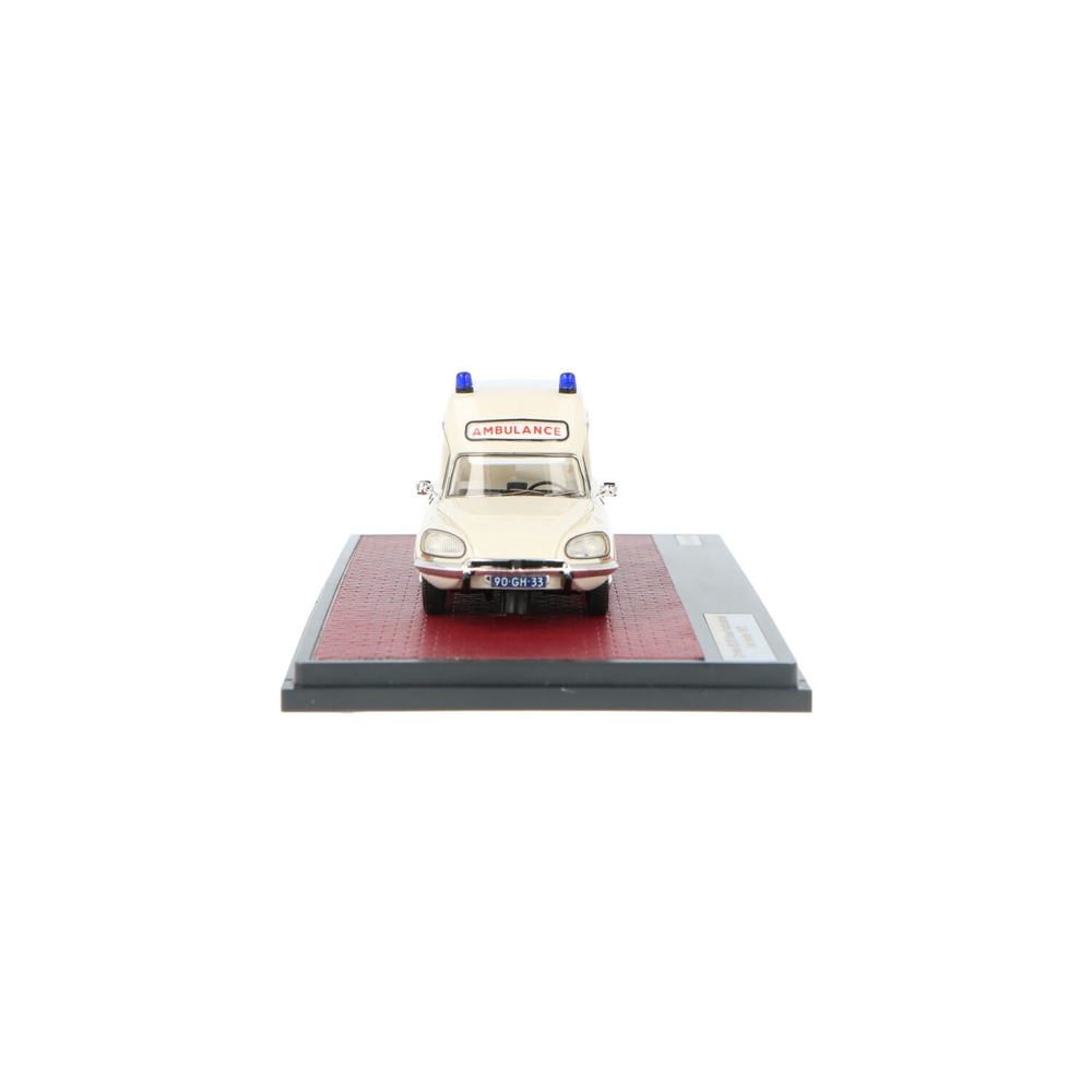 Citroën DS 20 Ambulance Den Helder 1975 – Miniature Matrix 1/43, Résine Blanche