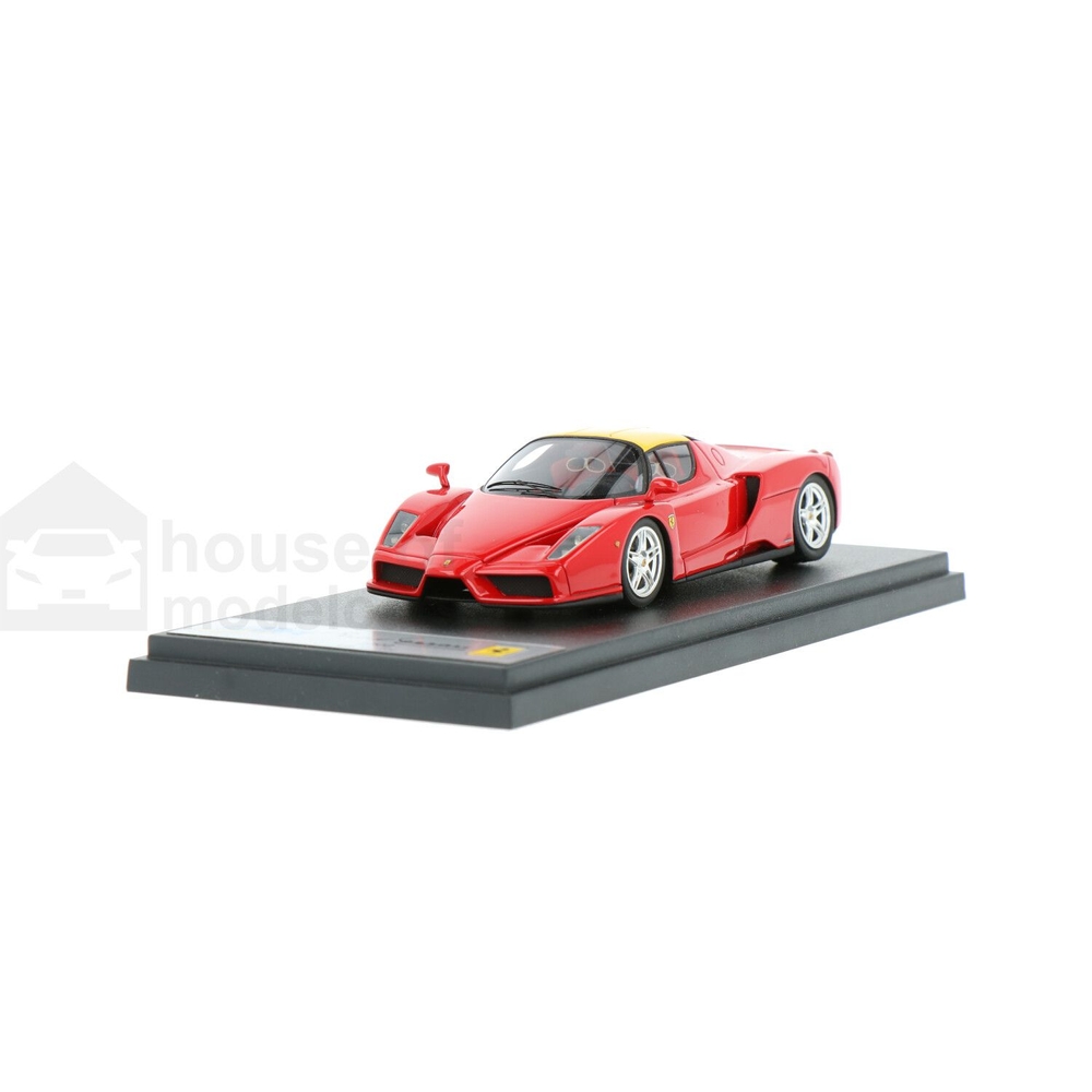 ferrari3324969.jpg