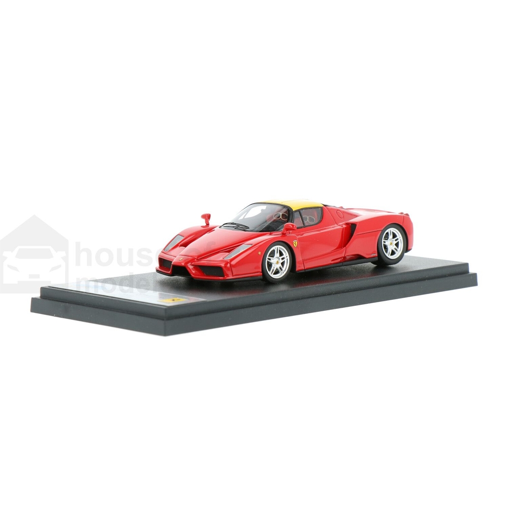 ferrari3324970.jpg