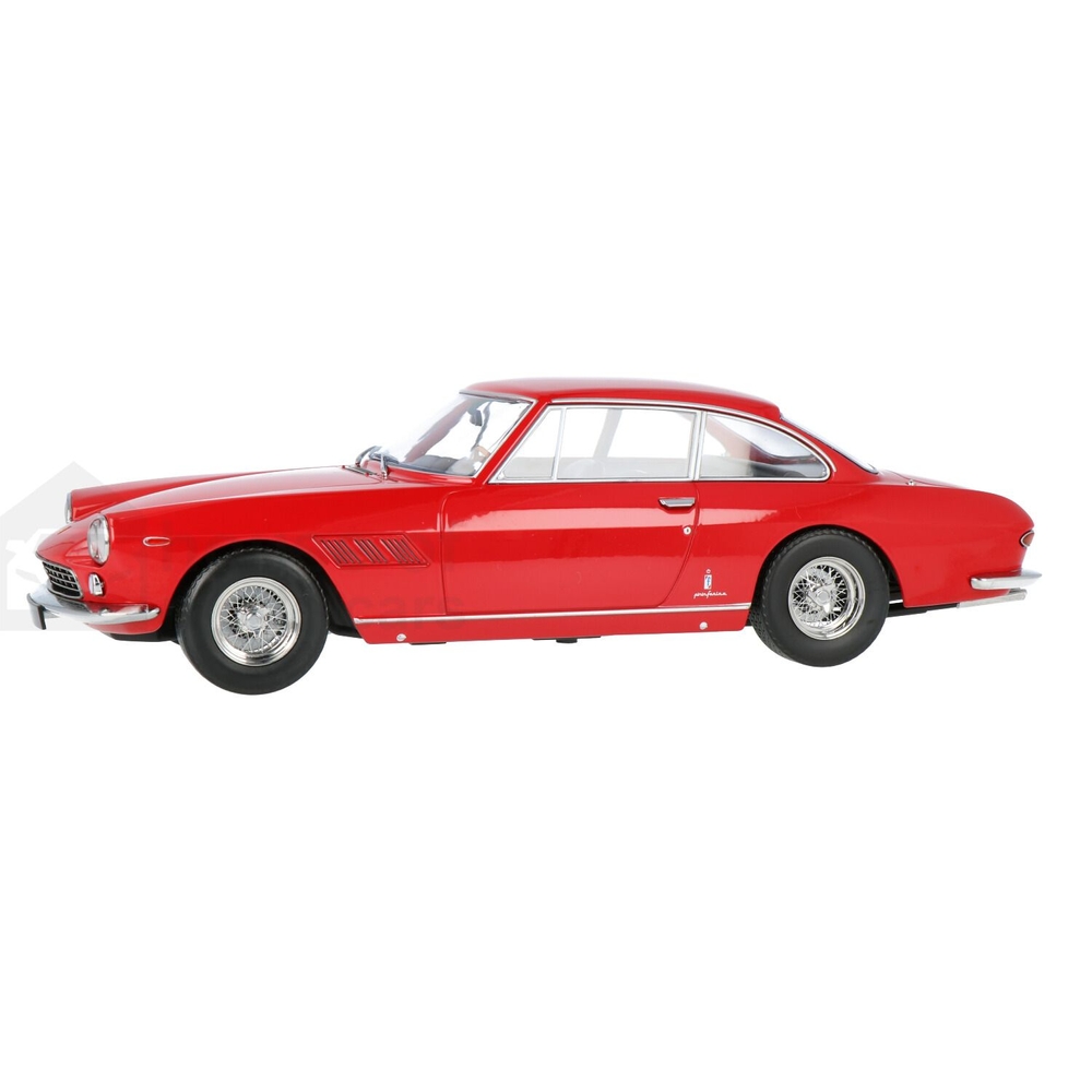 Ferrari 330 GT 2+2 | House of Modelcars