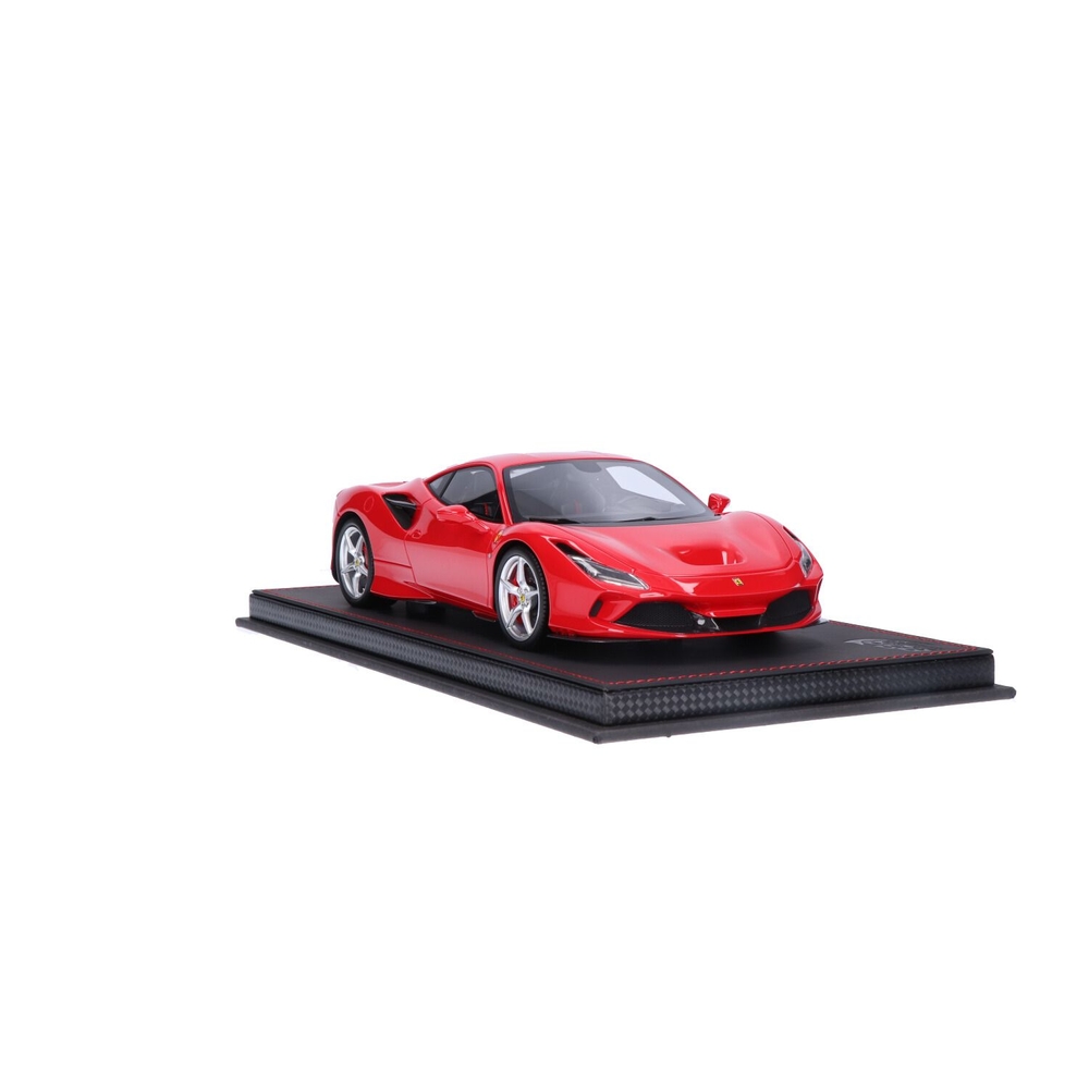Ferrari F8 Tributo ミニカー 赤 Ferrari F8 Tributo | House of Modelcars