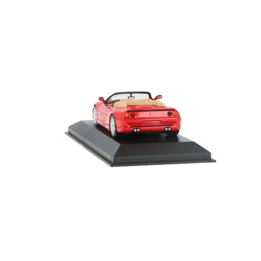 ferrari5008241.jpg