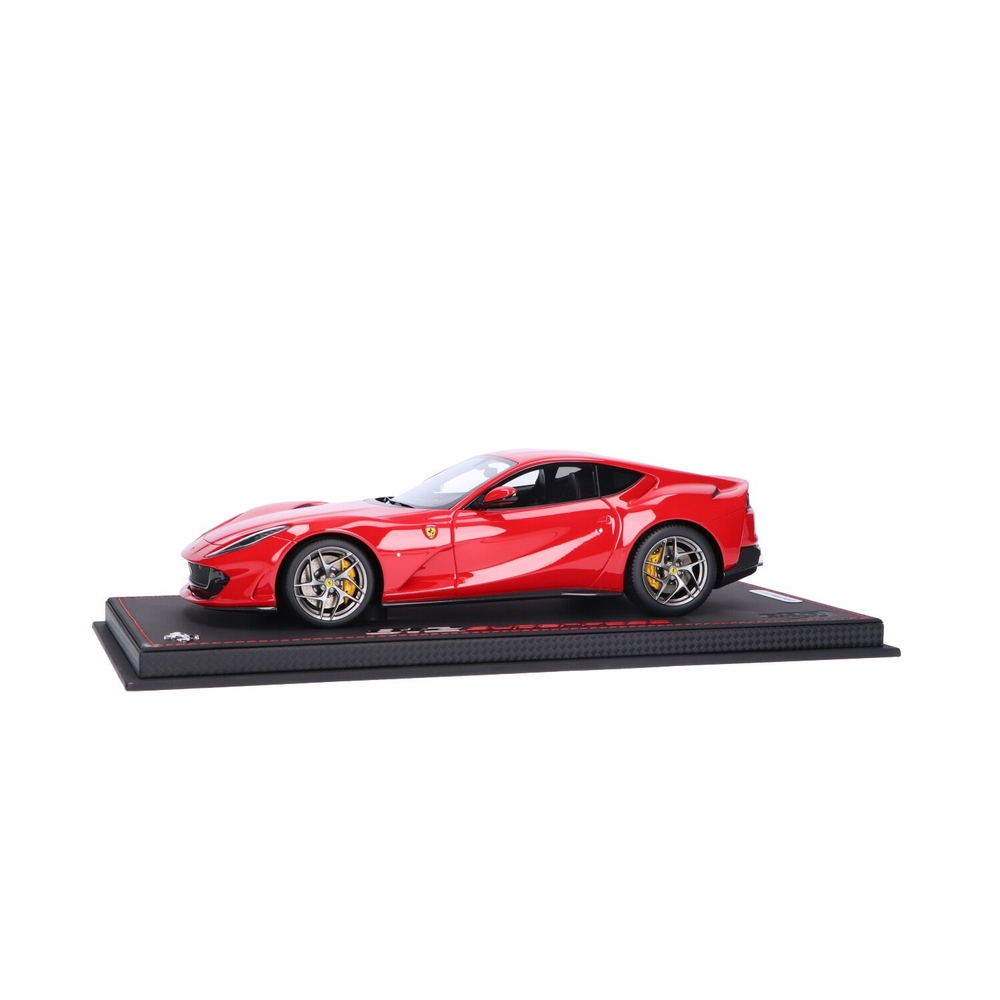 Ferrari 812 Superfast | House of Modelcars
