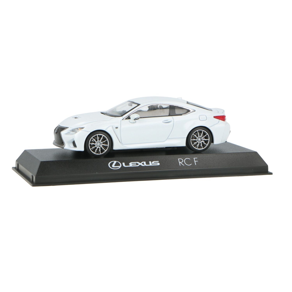 Lexus RC F ミニカー 1/18 ホワイト lexus5008151.jpg