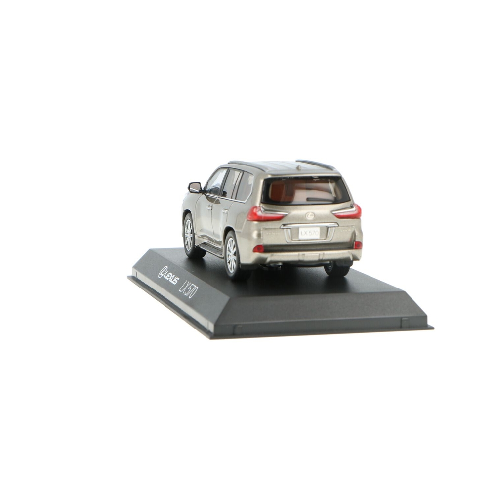 Lexus LX570 | House of Modelcars