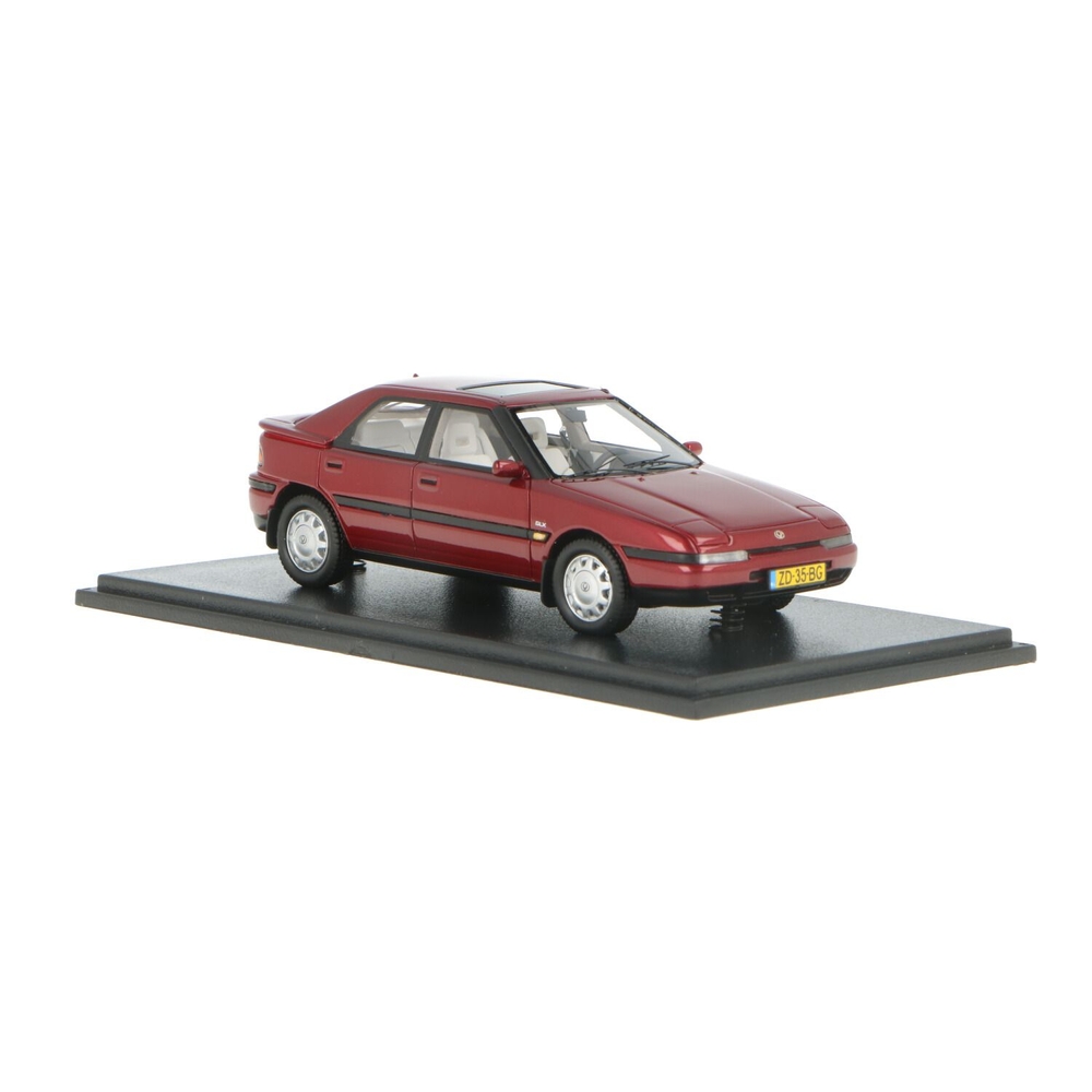 Mazda 323F | House of Modelcars