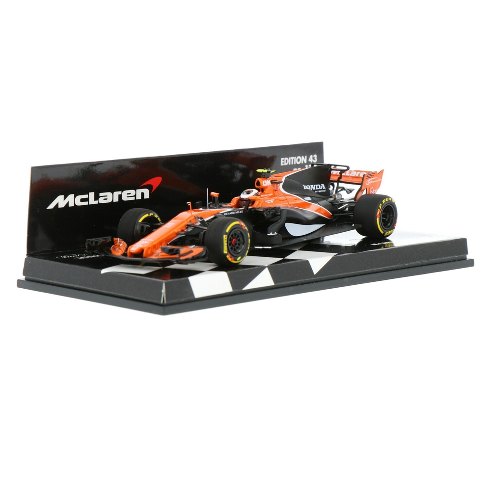 mclaren-mcl323159689.jpg
