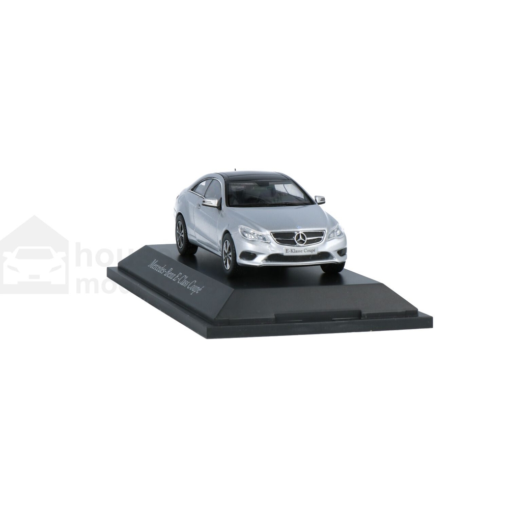 Mercedes-Benz E-Klasse Coupé | House of Modelcars