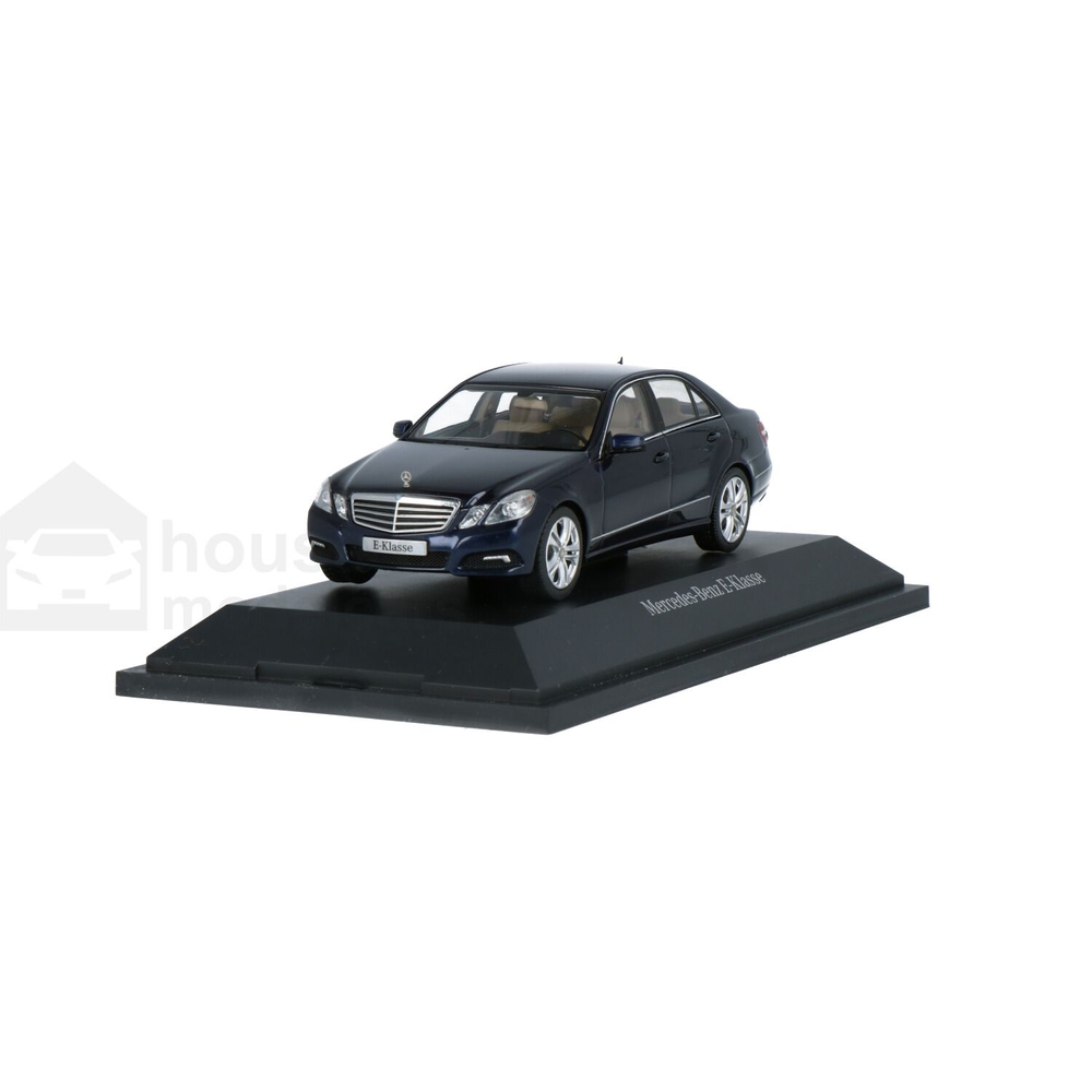 mercedes-benz3488235.jpg