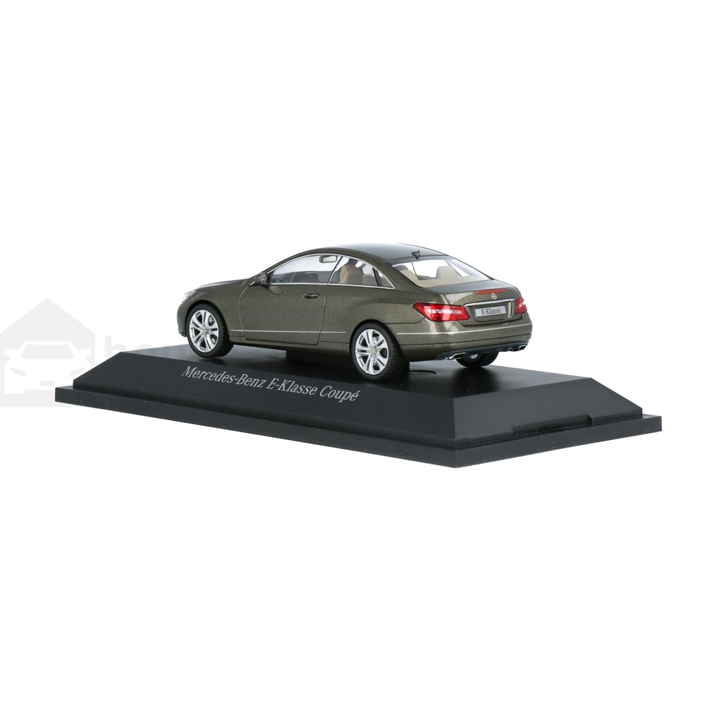 mercedes-benz3488402.jpg