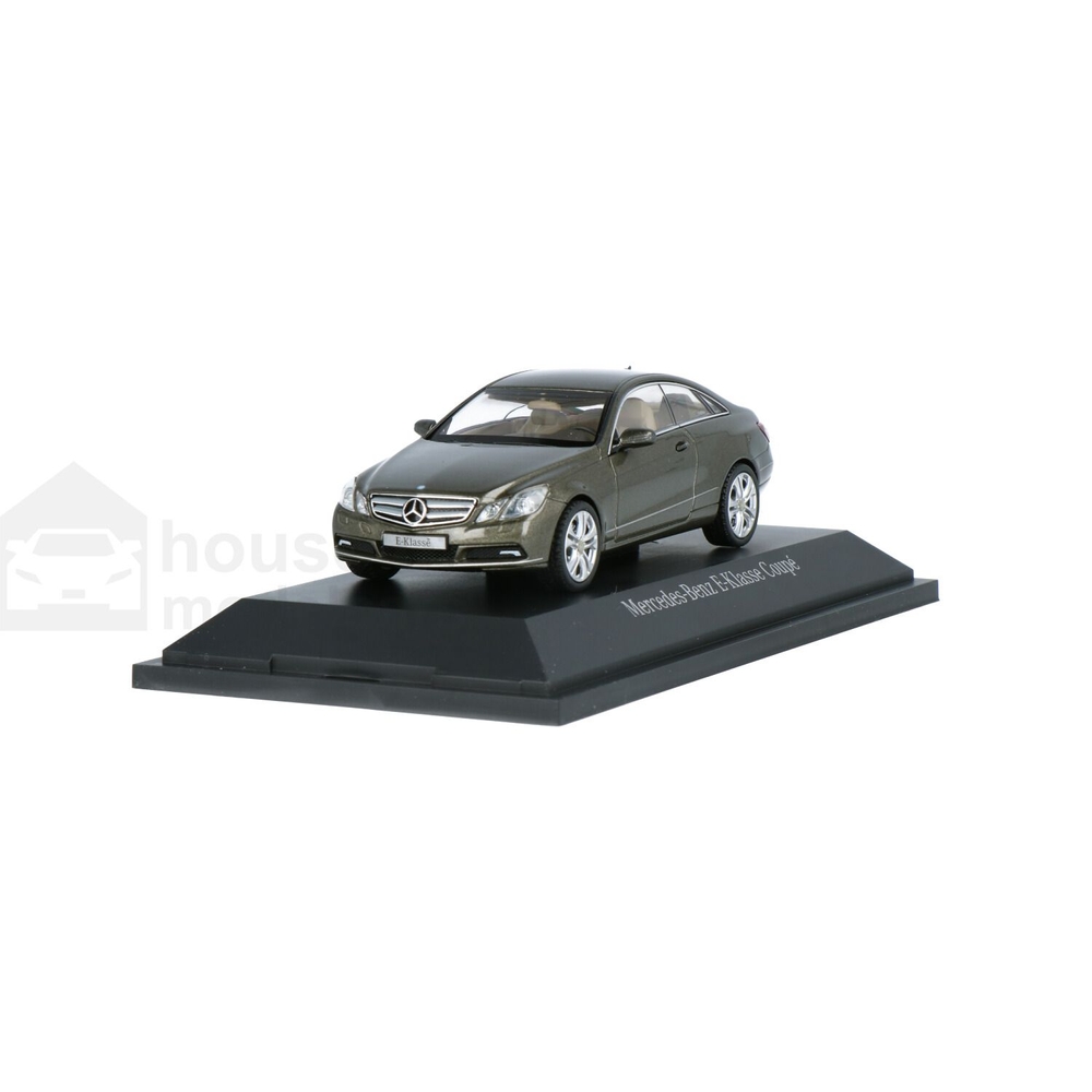 Mercedes-Benz E-Klasse Coupé | House of Modelcars