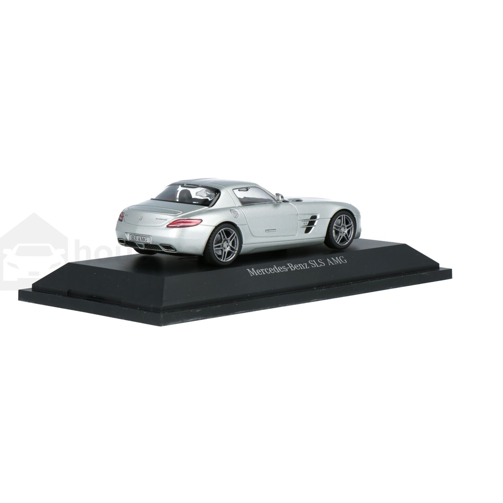mercedes-benz3488632.jpg